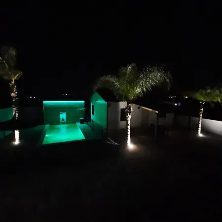 Con Encanto En Conil Solo Familias Y Parejas Vakantiehuis