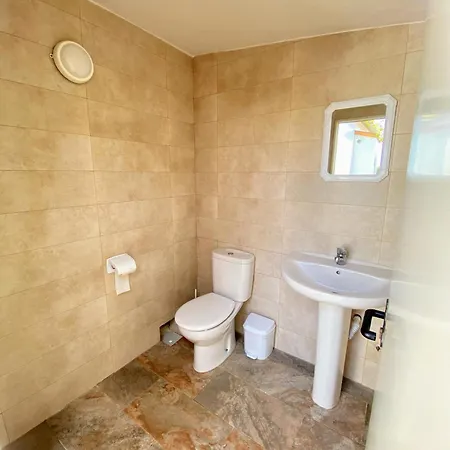 Con Encanto En Conil Solo Familias Y Parejas Vakantiehuis *